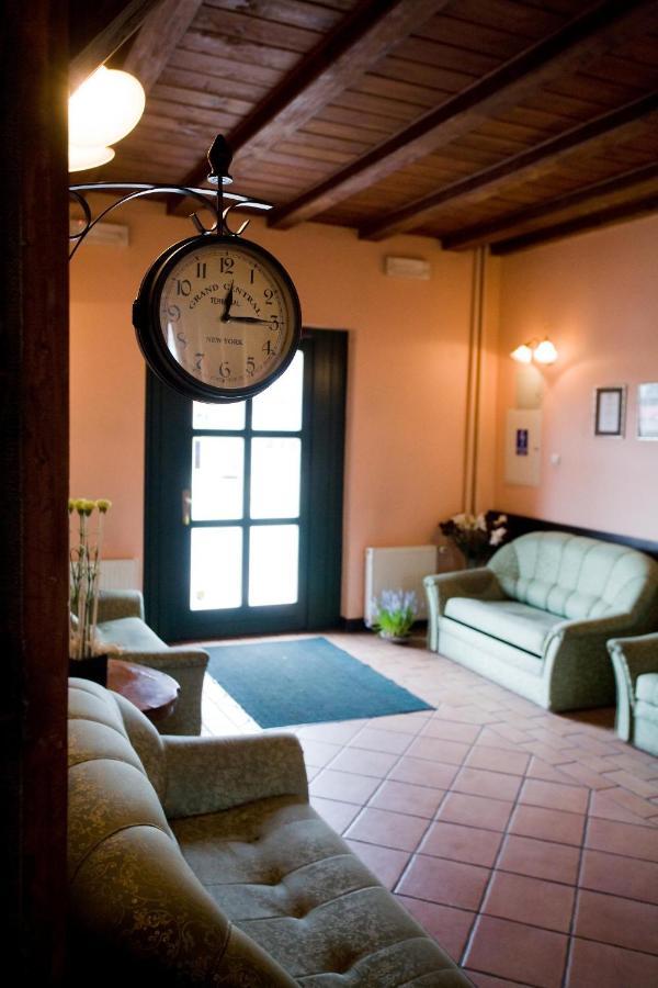 Hotel Maly Mlyn Stargard Szczeciński Dış mekan fotoğraf